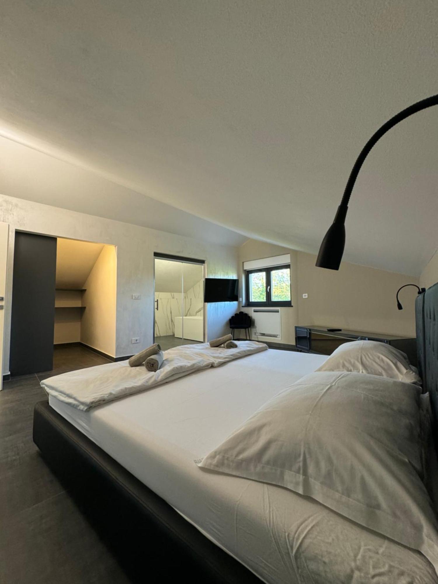 Appartamento Seaview Funtana Esterno foto